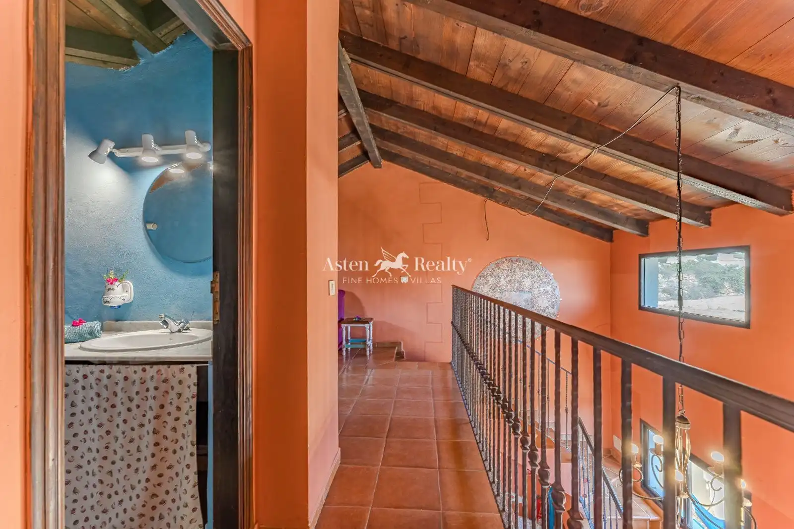 Casa adosada en venda en San Miguel de Abona amb Jardí privat, Terrassa i Moblat