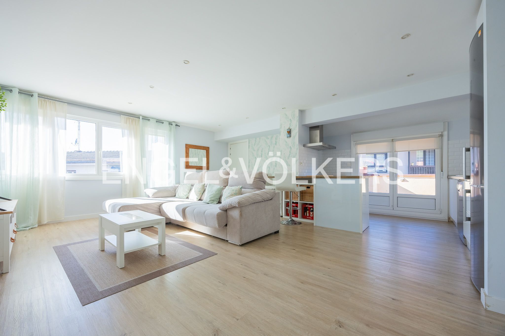 Sala d'estar de Àtic en venda en Zaldibar amb Calefacció i Terrassa