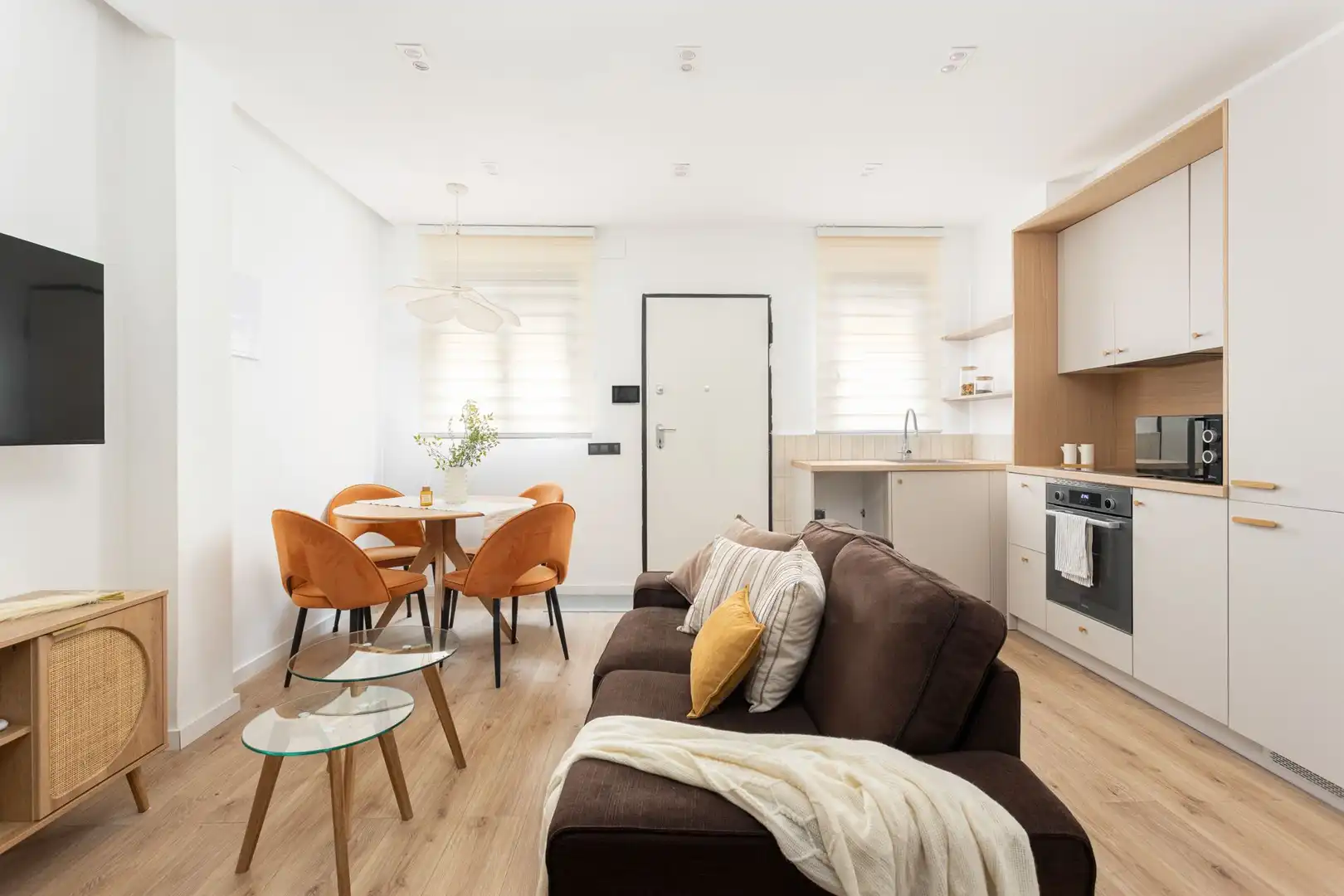 Wohnzimmer von Einfamilien-Reihenhaus zum Verkauf in Badalona mit Klimaanlage, Heizung und Terrasse