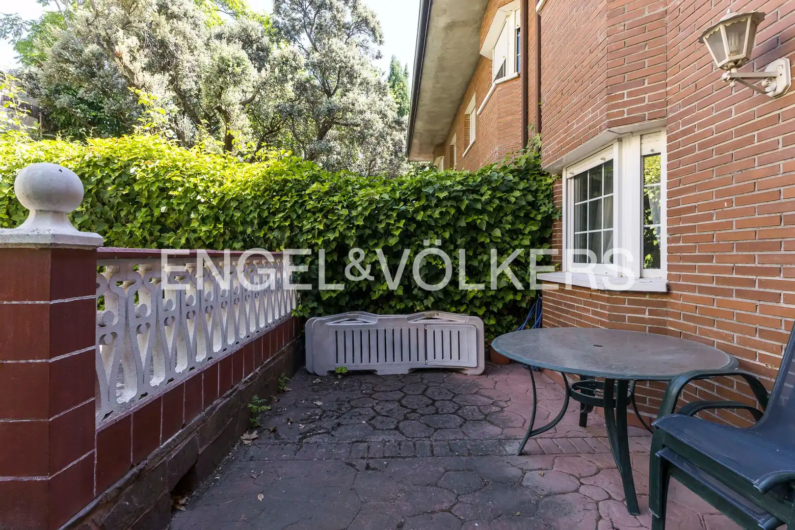Terrace of Detached homes for rent in Torrelodones  with Heating