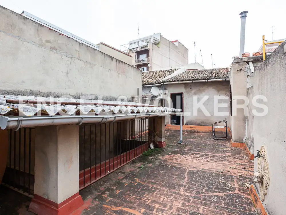 Vista exterior de Casa o xalet en venda en Carcaixent amb Calefacció, Terrassa i Balcó