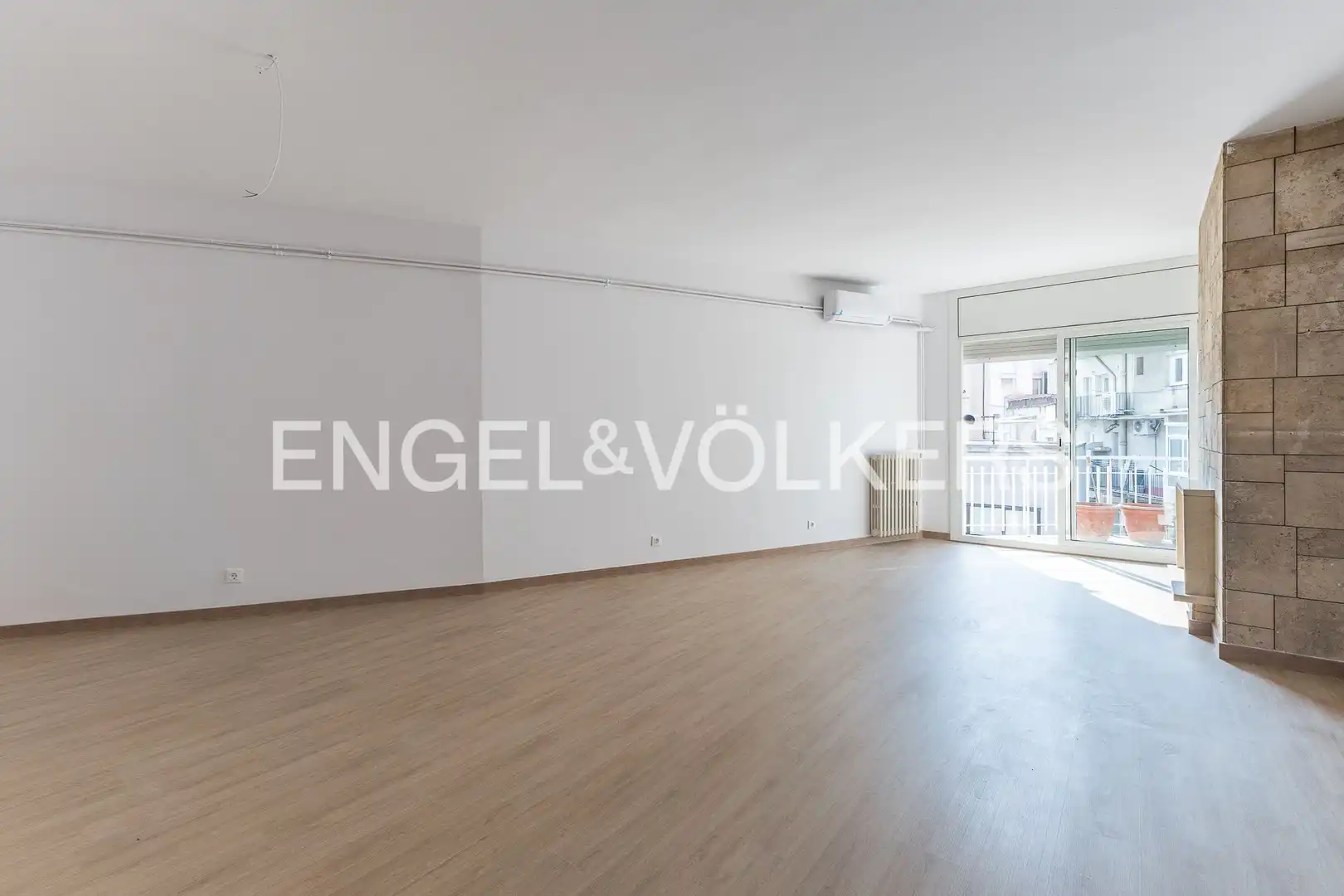Sala de estar de Piso de alquiler en Barcelona con Aire acondicionado, Calefacción y Parquet