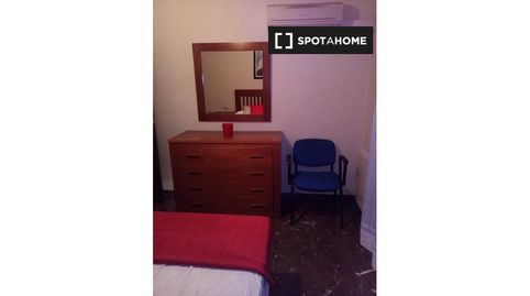 Photo 4 of Room in Renfe - Bulevar 1ª y 2ª Fase, Jaén Capital