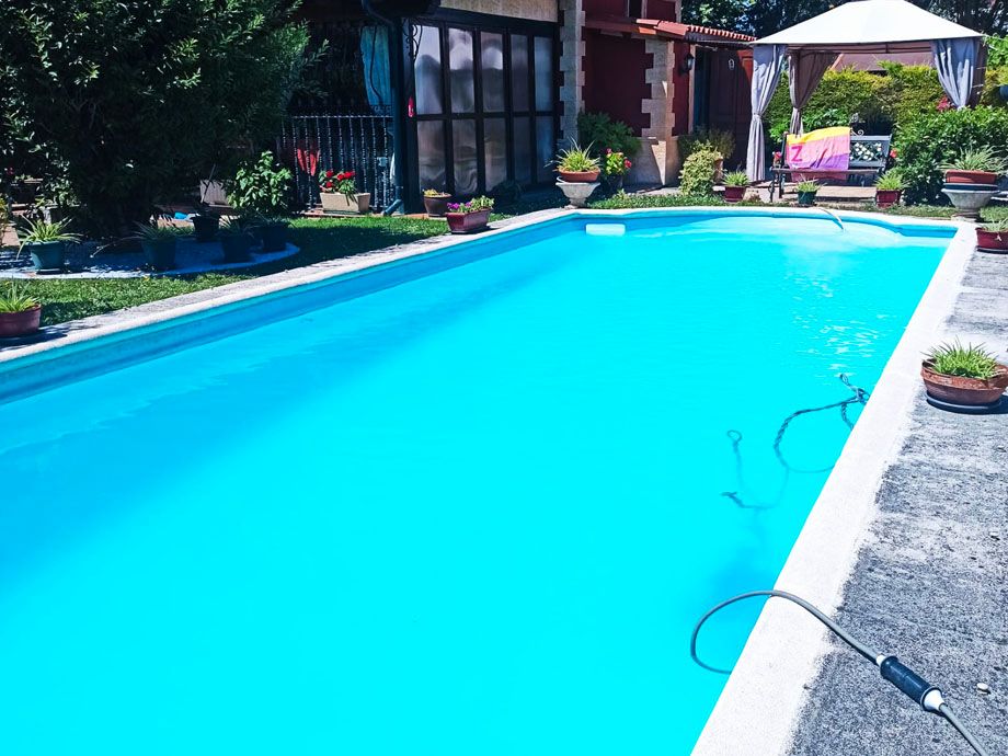 Swimming pool of House or chalet for sale in Alegría-Dulantzi  with Heating, Private garden and Parquet flooring