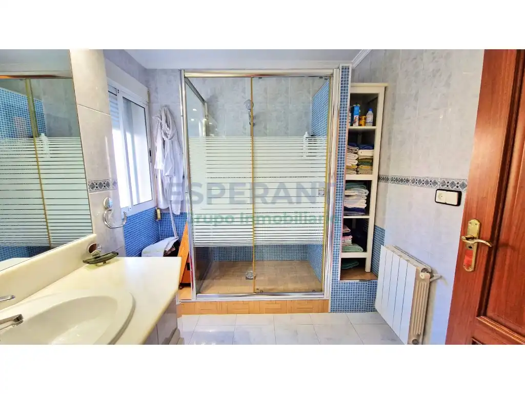 Bathroom of Flat for sale in Málaga
