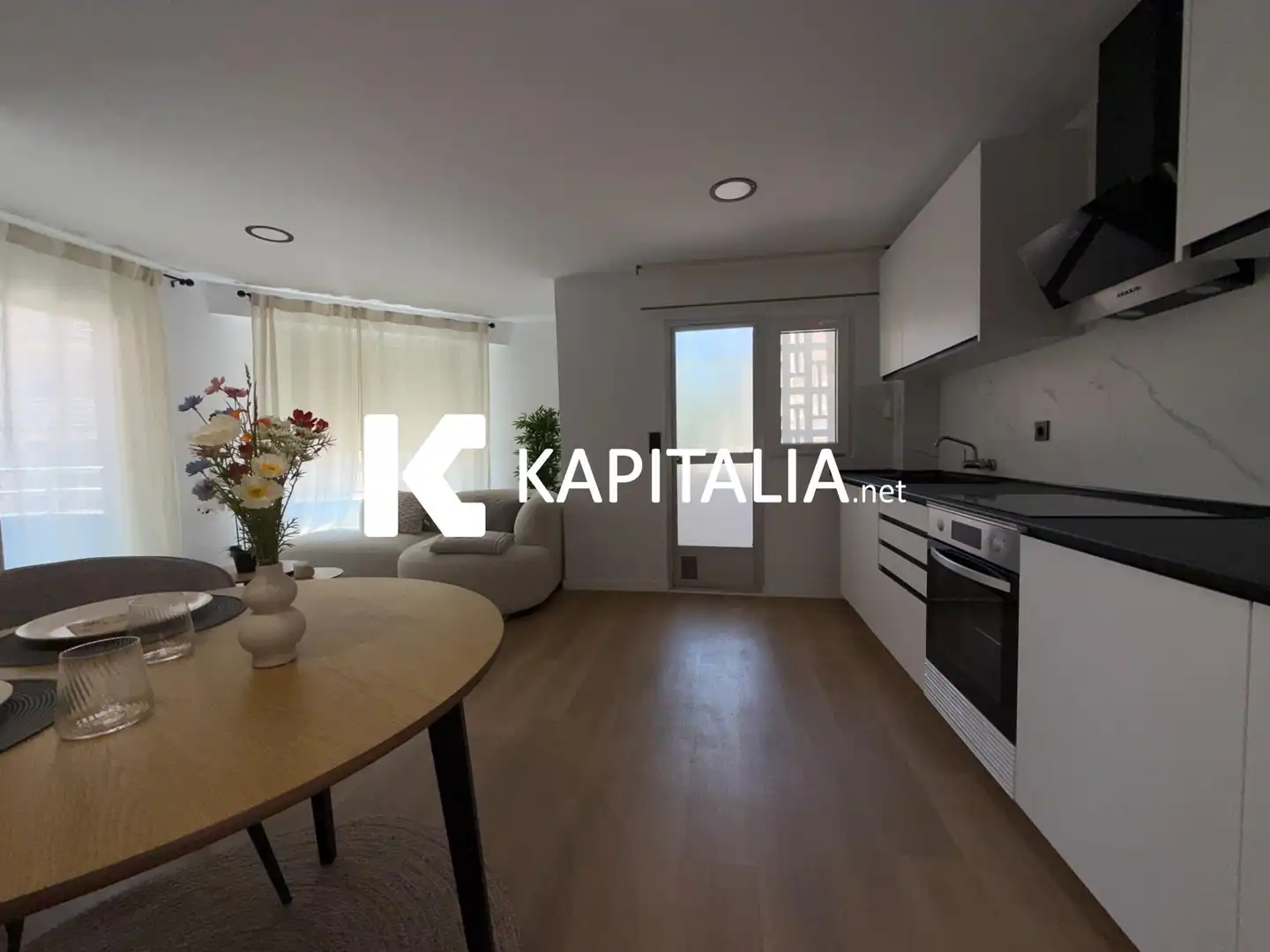 Cocina de Piso en venta en Ontinyent con Aire acondicionado, Parquet y Balcón