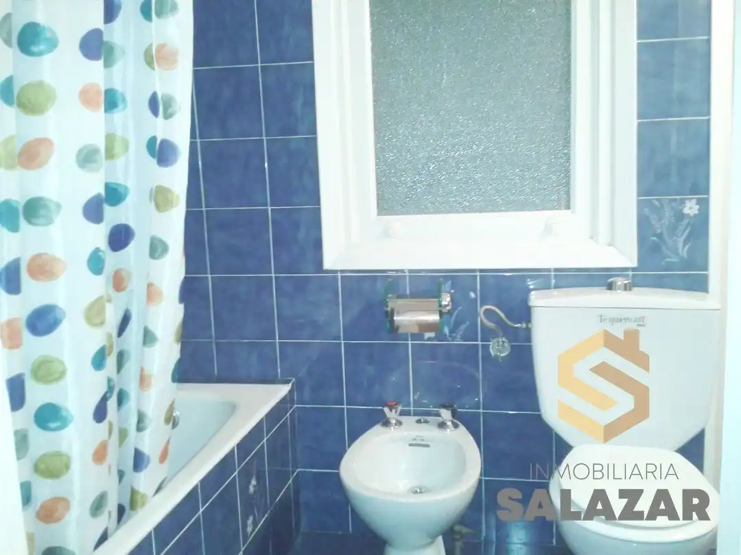 Bathroom of Flat for rent in Bilbao   with Heating