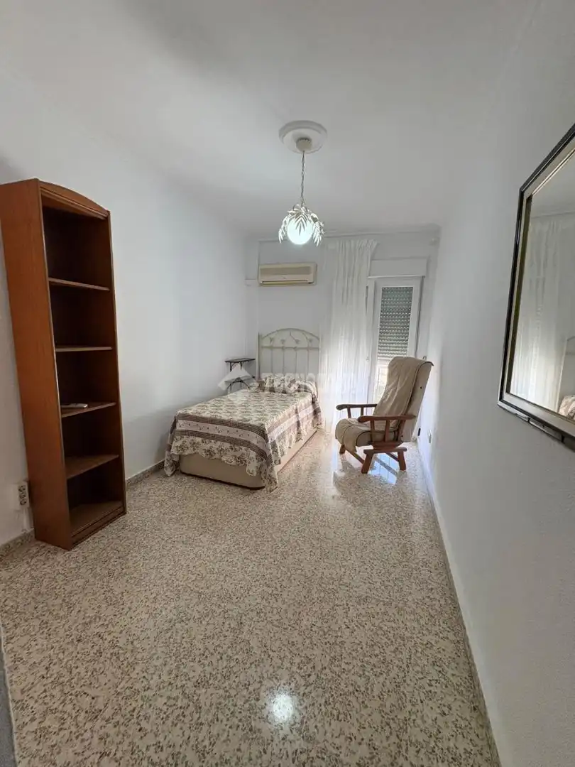 Bedroom of Flat for rent in Casco Antiguo