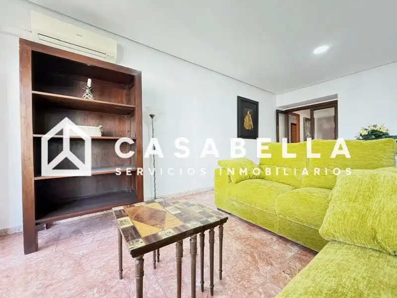 Außenansicht von Wohnung zur Miete in Valencia mit Klimaanlage, Heizung und Terrasse