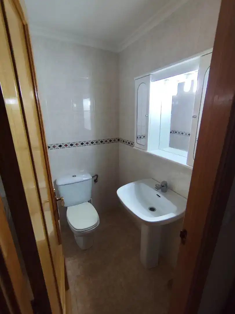 Bathroom of Flat for rent in Cistérniga  with Furnished