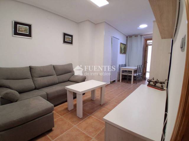 Piso en Alquiler en Calle Nicasio Camilo Jover en San Antón