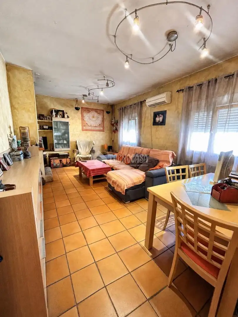 Sala de estar de Casa adosada en venta en Ciempozuelos