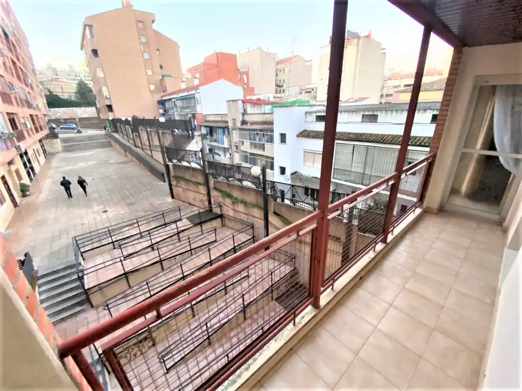 Exterior view of Flat for rent in Cáceres  with Heating, Terrace and Furnished