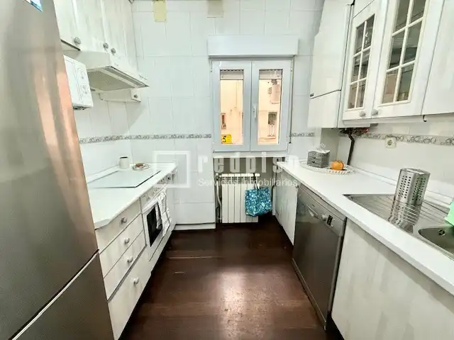 Cocina de Piso de alquiler en Madrid con Aire acondicionado, Calefacción y Jardín privado