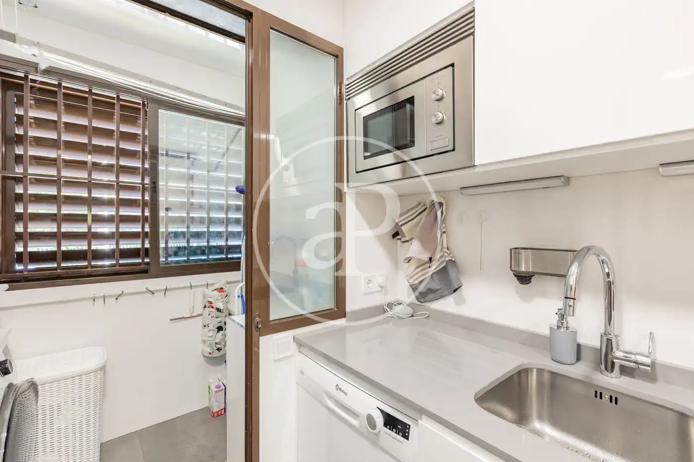 Cocina de Piso en venta en Madrid con Aire acondicionado, Calefacción y Jardín privado