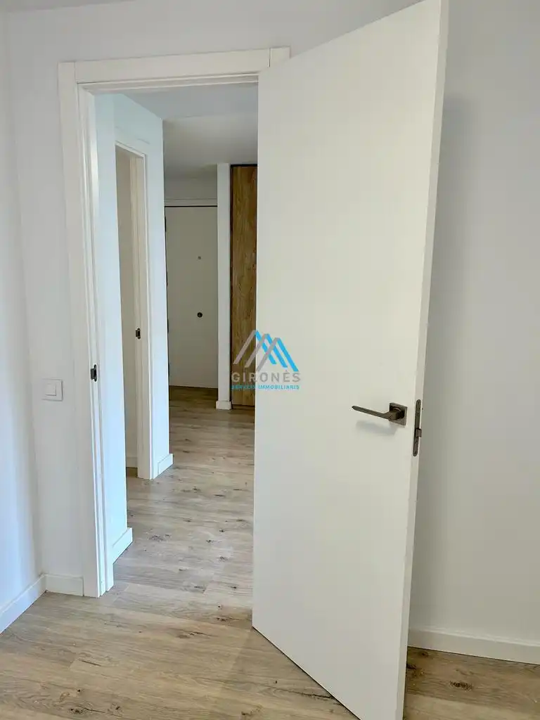 Wohnung zum Verkauf in Santa Cristina d'Aro mit Heizung und Terrasse