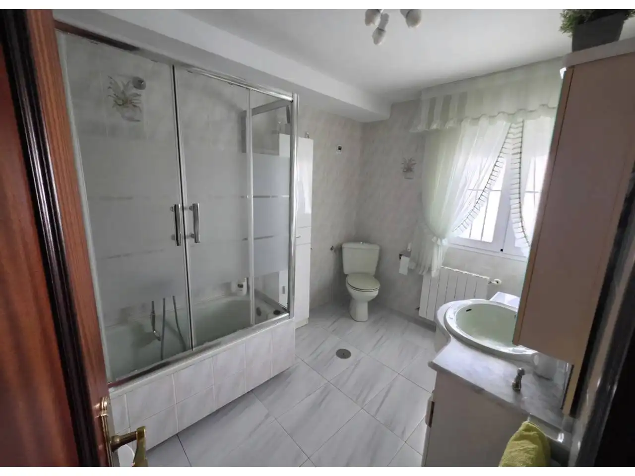 Baño de Casa o chalet en venta en Puente Viesgo con Jardín privado y Amueblado