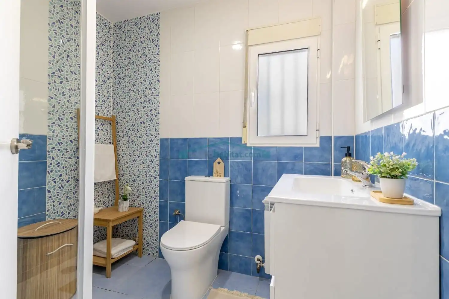 Bany de Casa o xalet en venda en L'Eliana amb Aire condicionat, Calefacció i Terrassa
