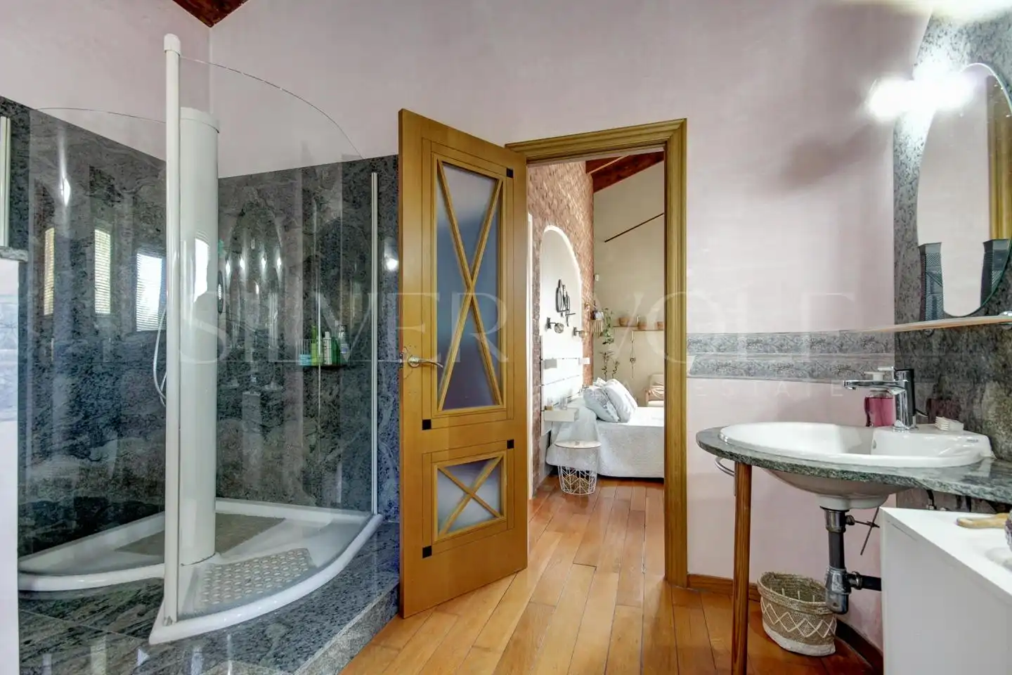 Baño de Casa o chalet en venta en Vallirana con Calefacción, Jardín privado y Parquet