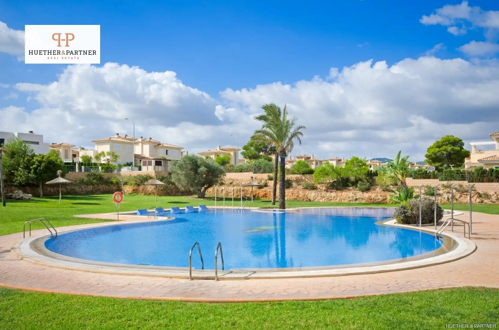 Swimming pool of Houses for sale in Manacor