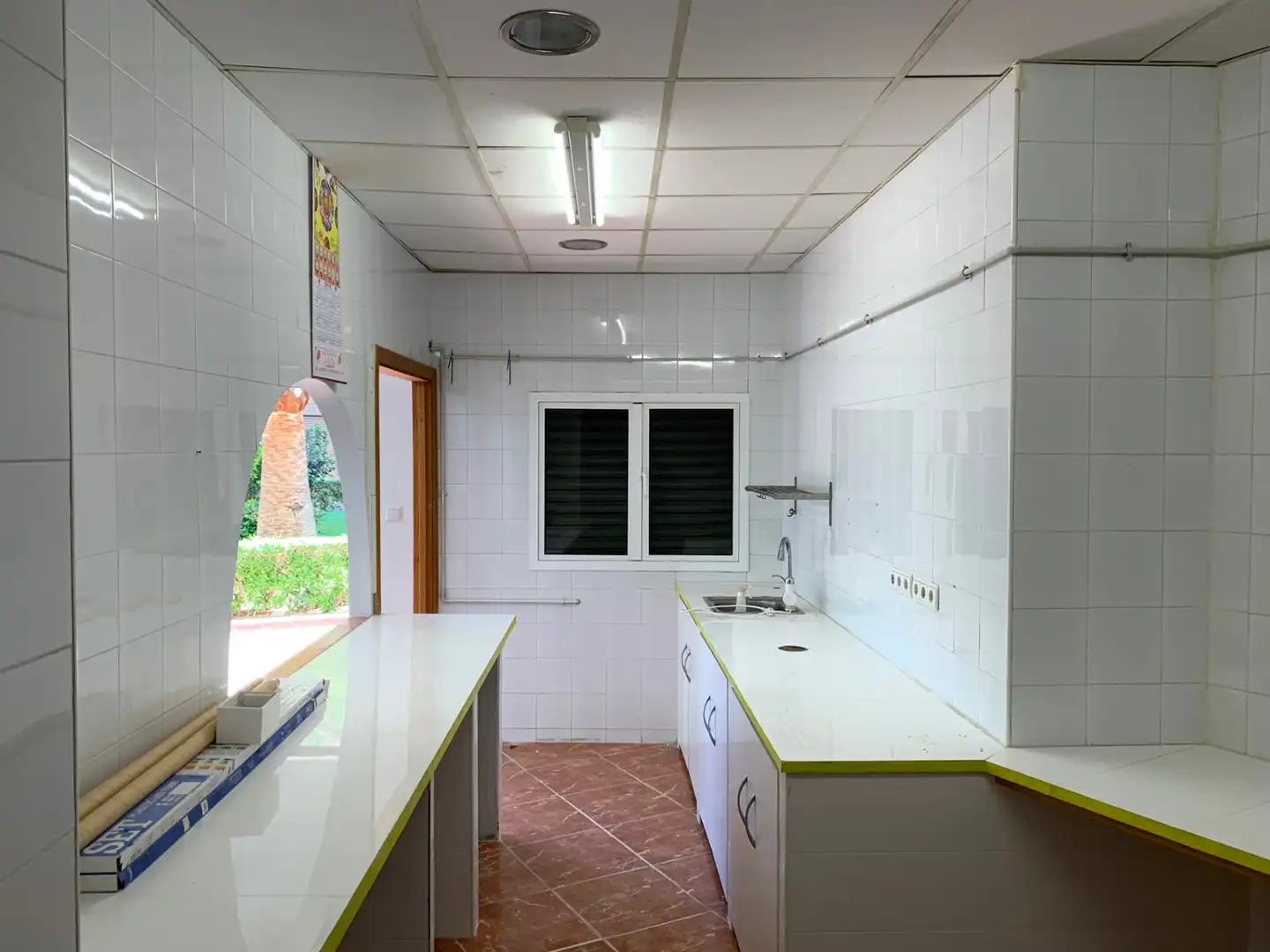 Commercial properties for sale in Avenida de Andalucía, 138, Urbanización Santa Rosa