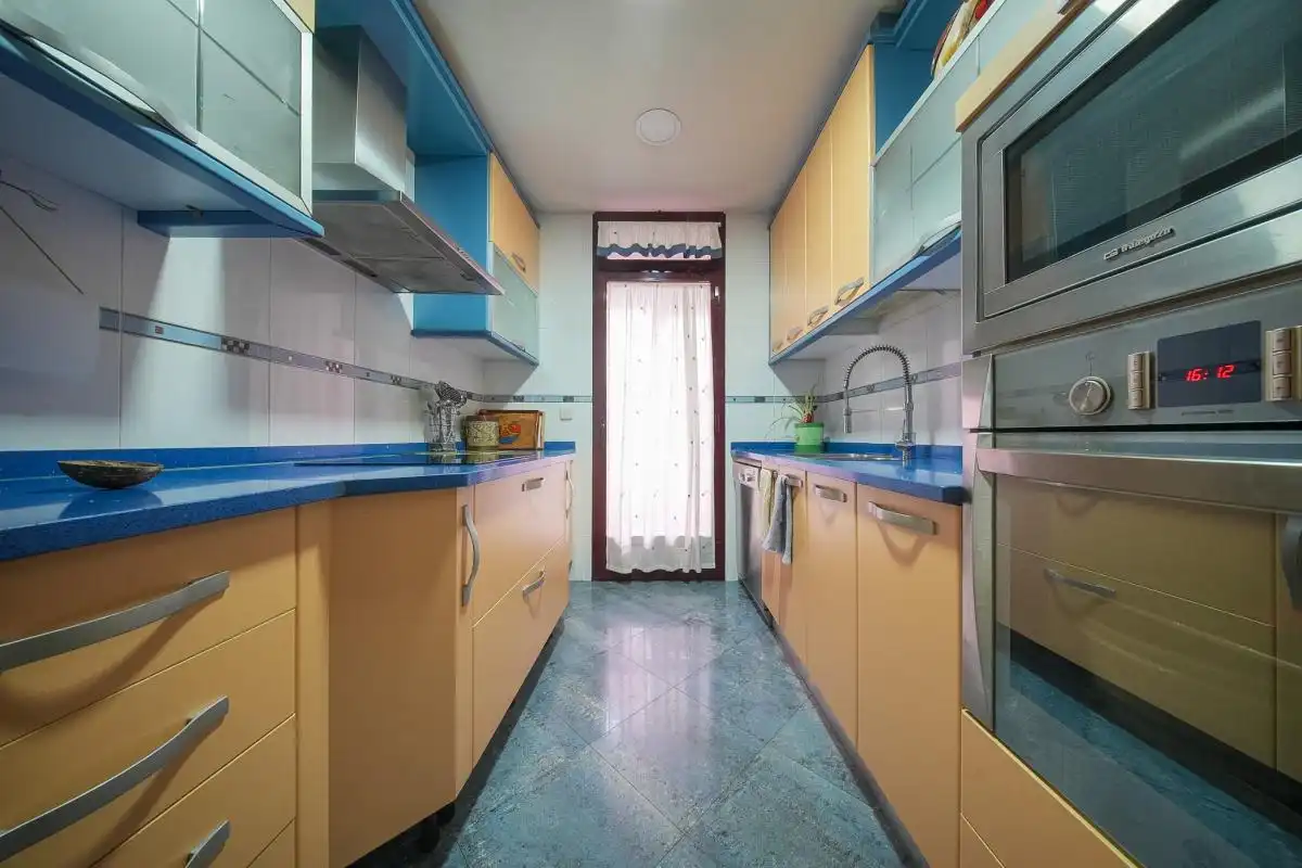 Kitchen of Flat for sale in Madrid  with Heating