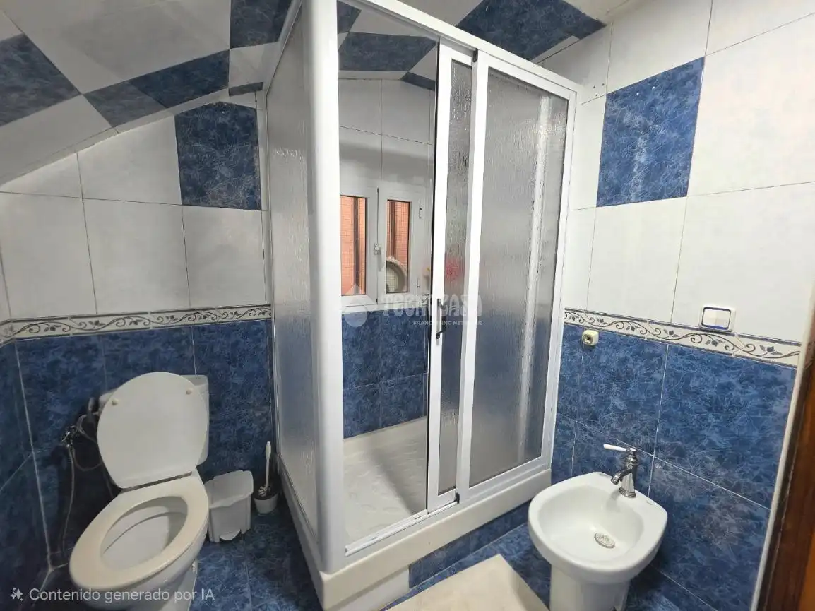 Bany de Pis en venda en Badalona amb Terrassa