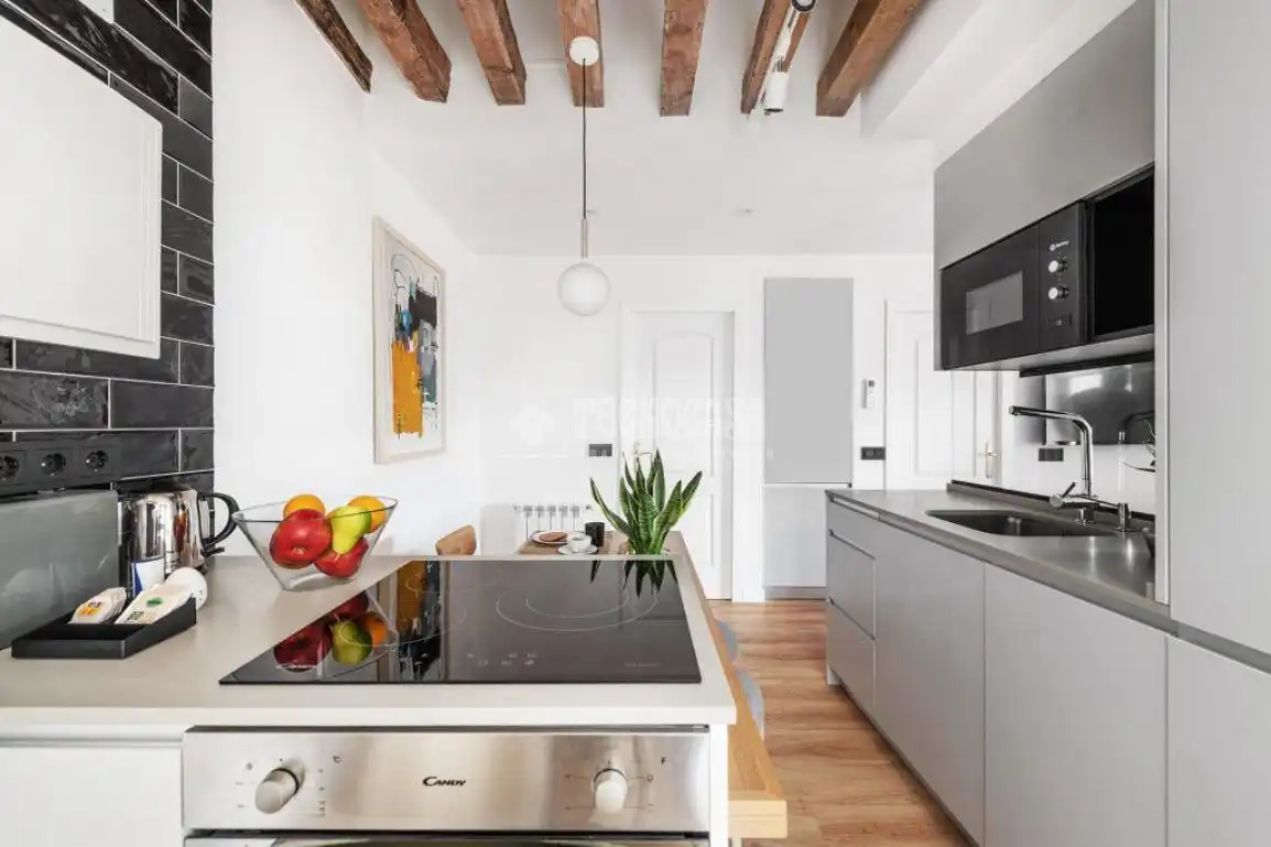 Cocina de Piso de alquiler en Madrid con Aire acondicionado, Calefacción y Amueblado