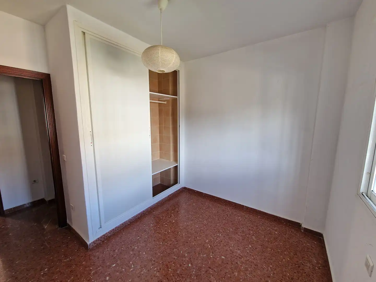 Habitación de Casa adosada en venta en Umbrete con Aire acondicionado, Calefacción y Jardín privado