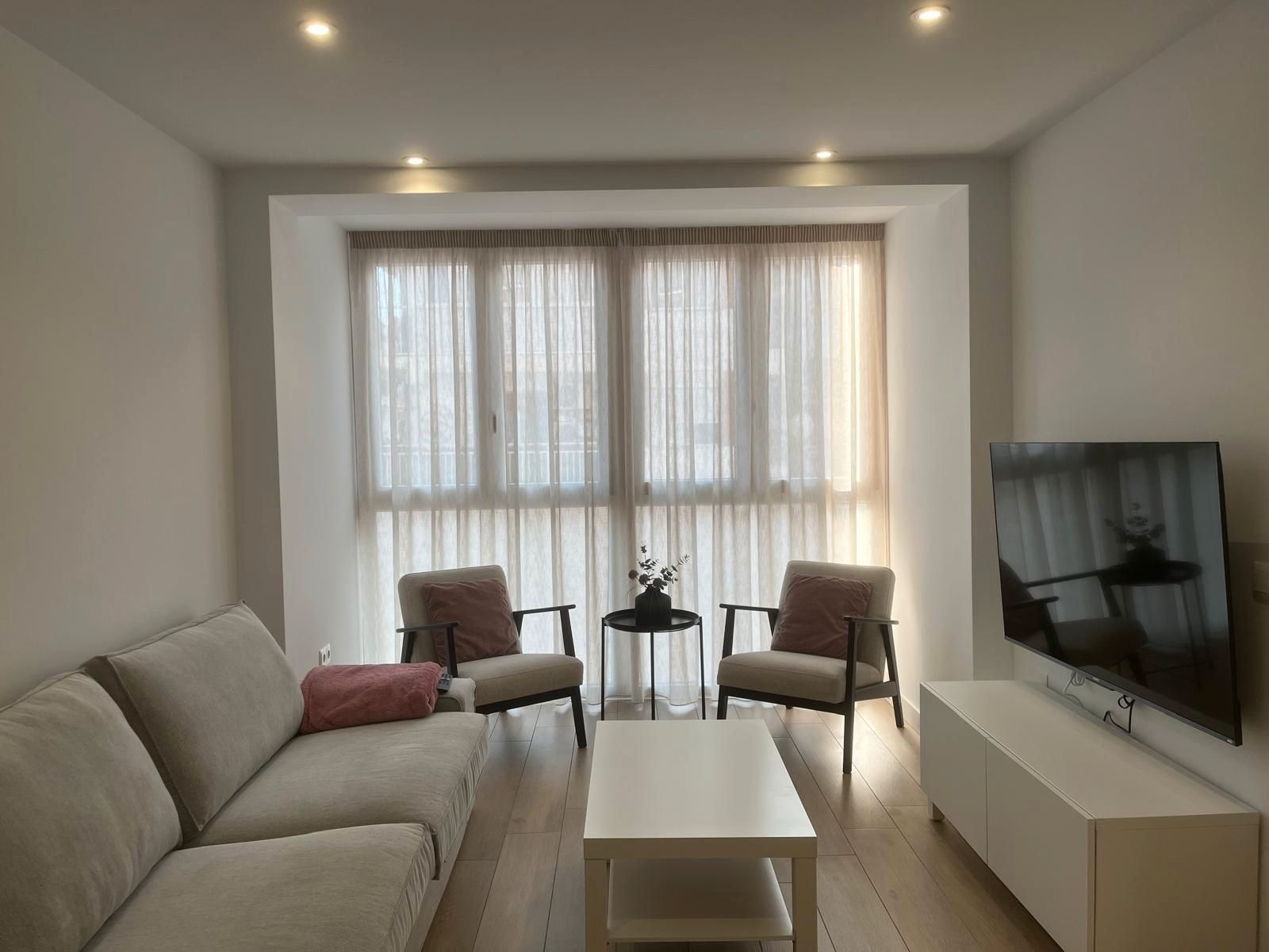 Living room of Flat to rent in Vélez-Málaga  with Air Conditioner, Heating and Furnished