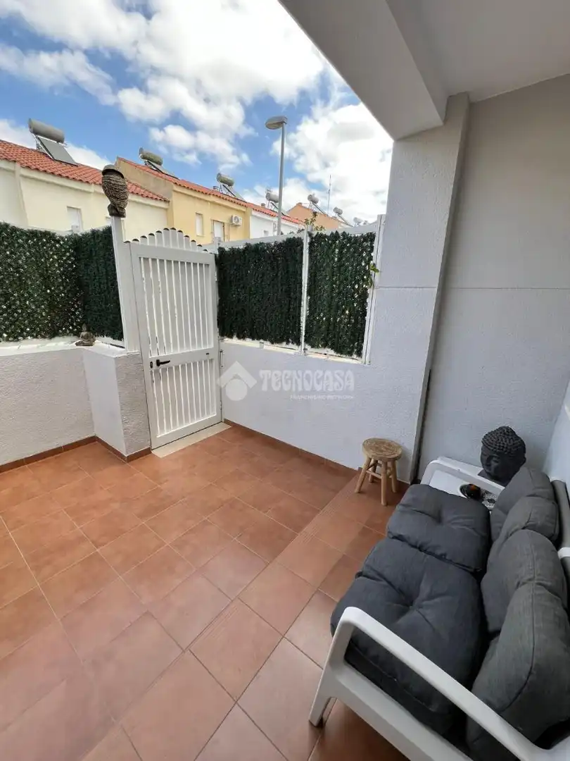 Terrassa de Casa adosada en venda en Almonte amb Aire condicionat, Calefacció i Traster