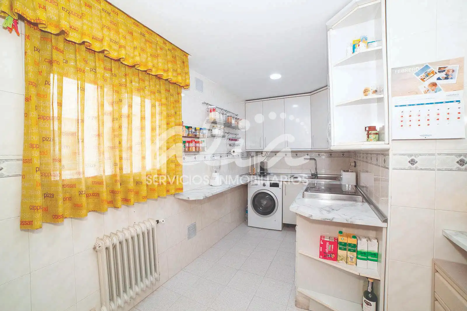 Cuina de Dúplex en venda en Pinto amb Aire condicionat, Calefacció i Terrassa