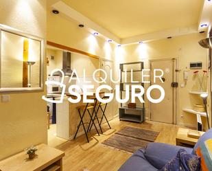 Bedroom of Flat to rent in  Madrid Capital  with Heating and Furnished
