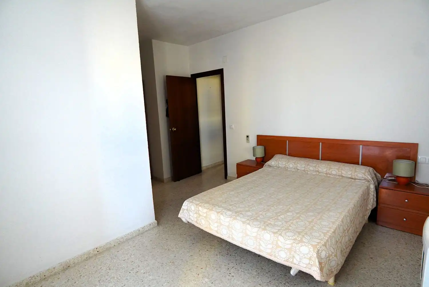 Bedroom of Flat for sale in Sanlúcar de Barrameda  with Air Conditioner, Terrace and Storage room