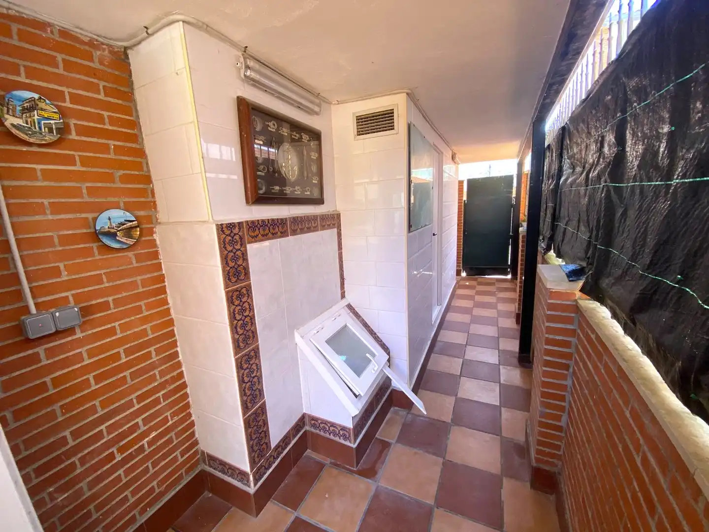 Einfamilien-Reihenhaus zum Verkauf in Castro-Urdiales mit Heizung, Privatgarten und Parkett