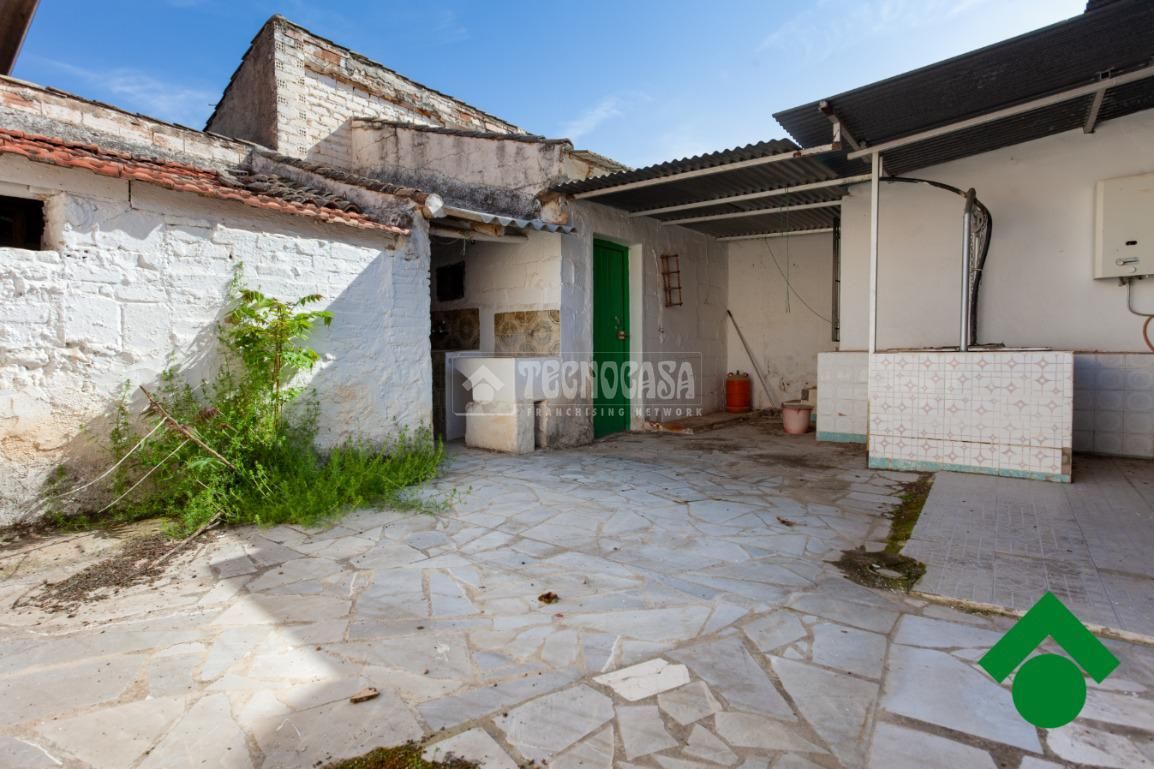 Vista exterior de Casa o xalet en venda en Pinos Puente