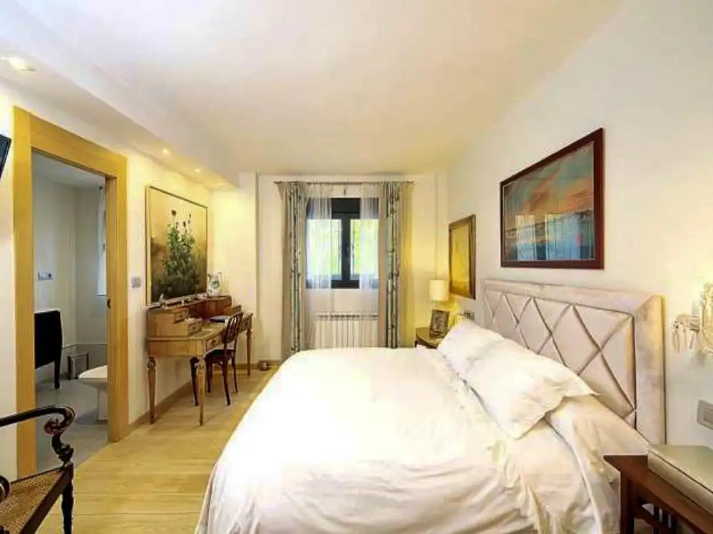 Bedroom of Houses for sale in Granada  with Swimming Pool