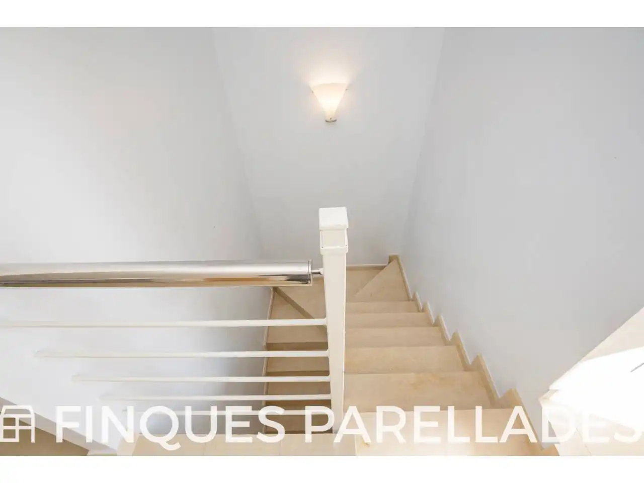 Dachboden zum Verkauf in Sitges mit Heizung, Terrasse und Abstellraum