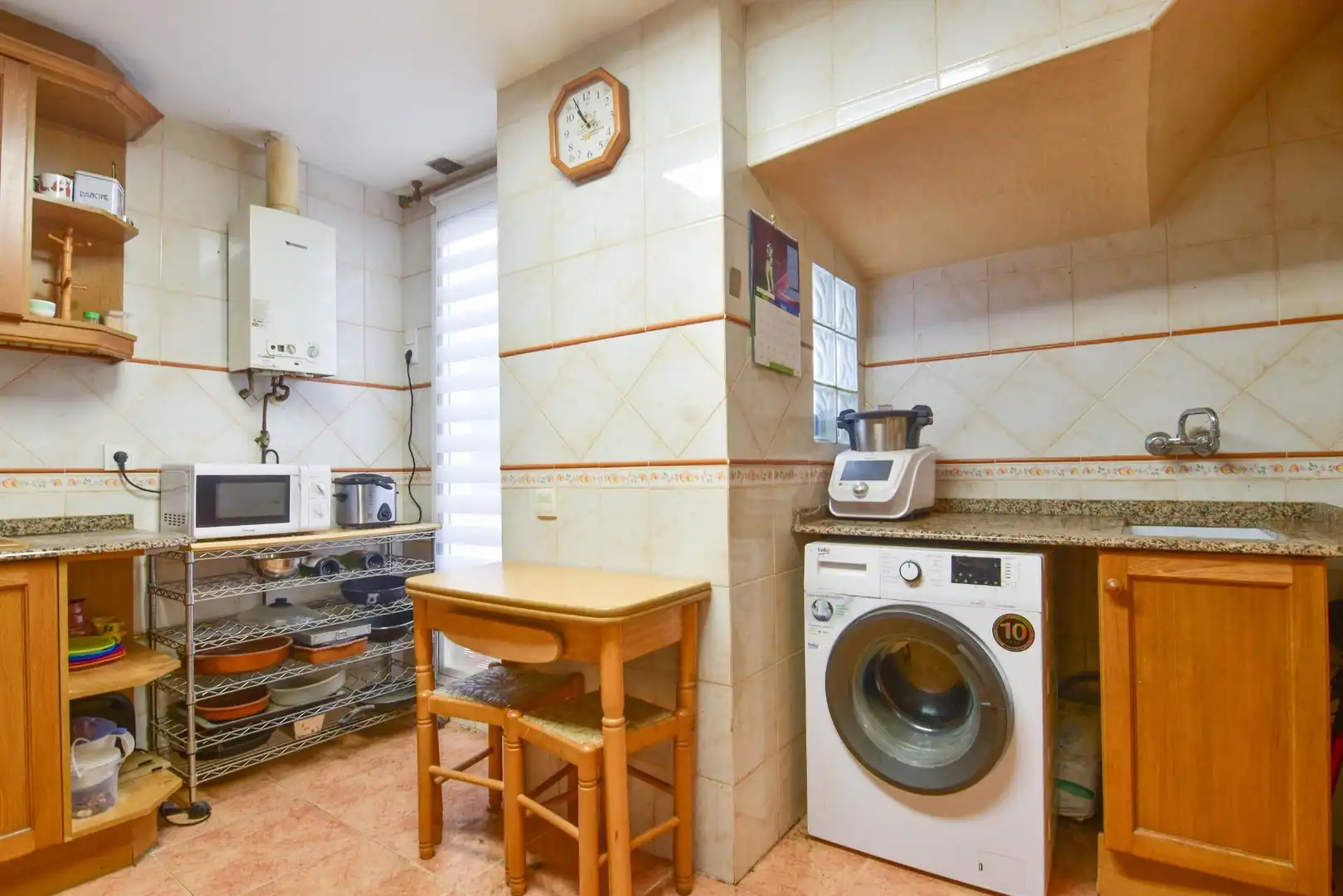Kitchen of Duplexes for sale in Catarroja  with Private garden, Terrace and Storage room