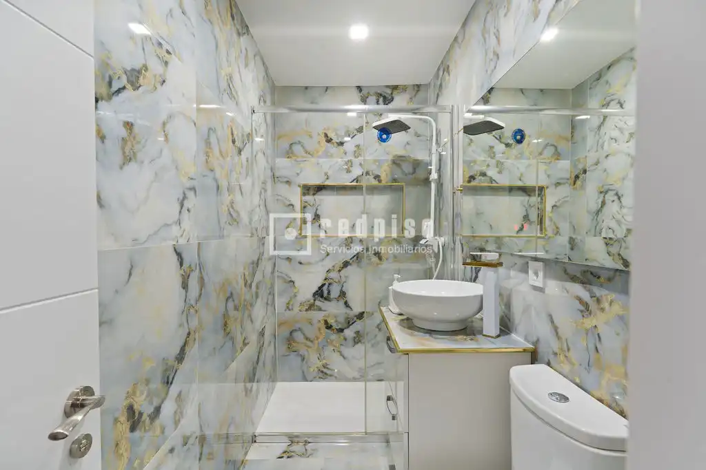 Baño de Piso en venta en Madrid con Aire acondicionado