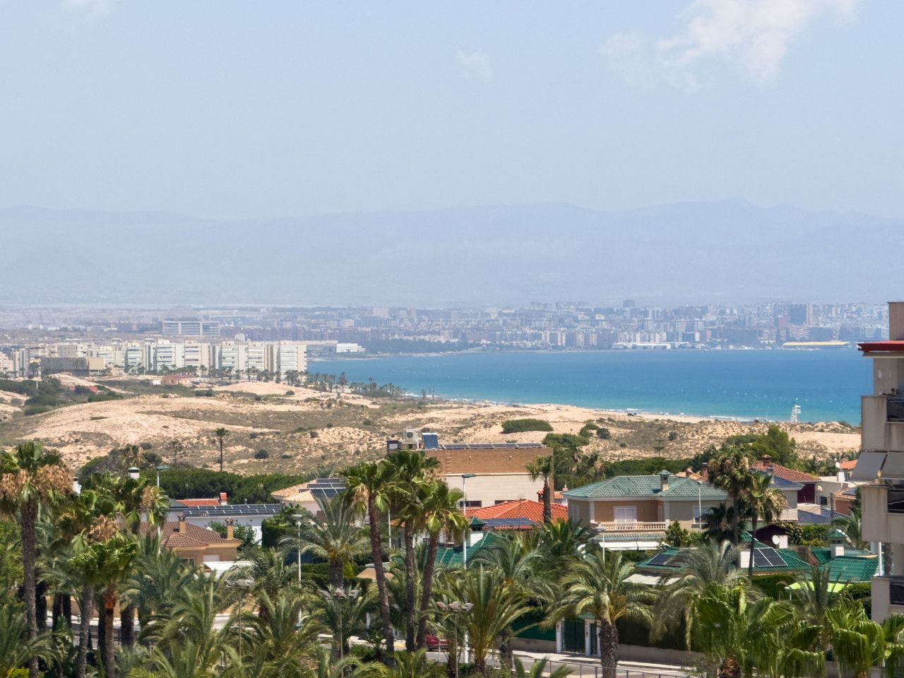 Vista exterior de Apartament en venda en Elche / Elx amb Aire condicionat, Calefacció i Terrassa