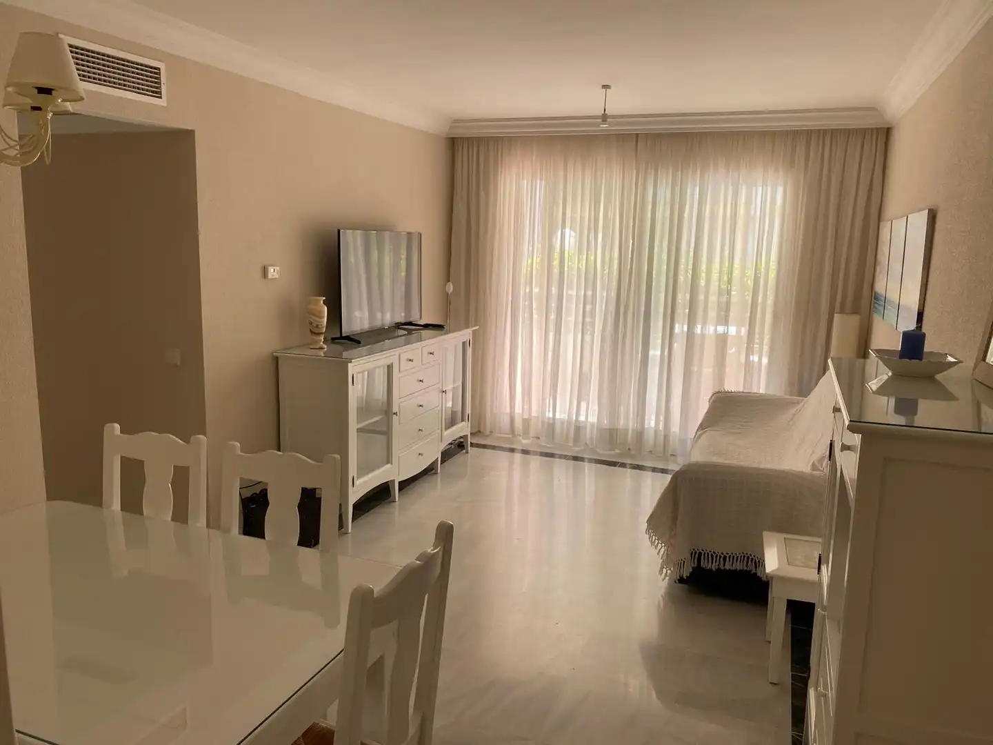 Living room of Apartments for rent in Marbella  with Air Conditioner, Furnished and Oven