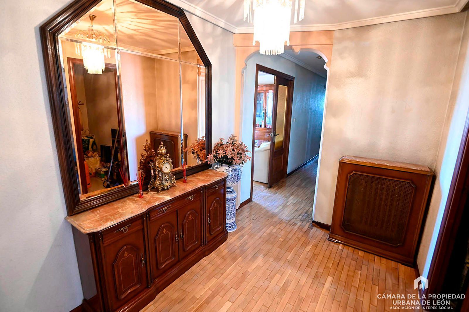 Flat for sale in León Capital   with Heating