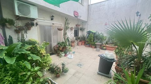 CASA REFORMADA CON PATIO, GARAJE Y GUARDILLA