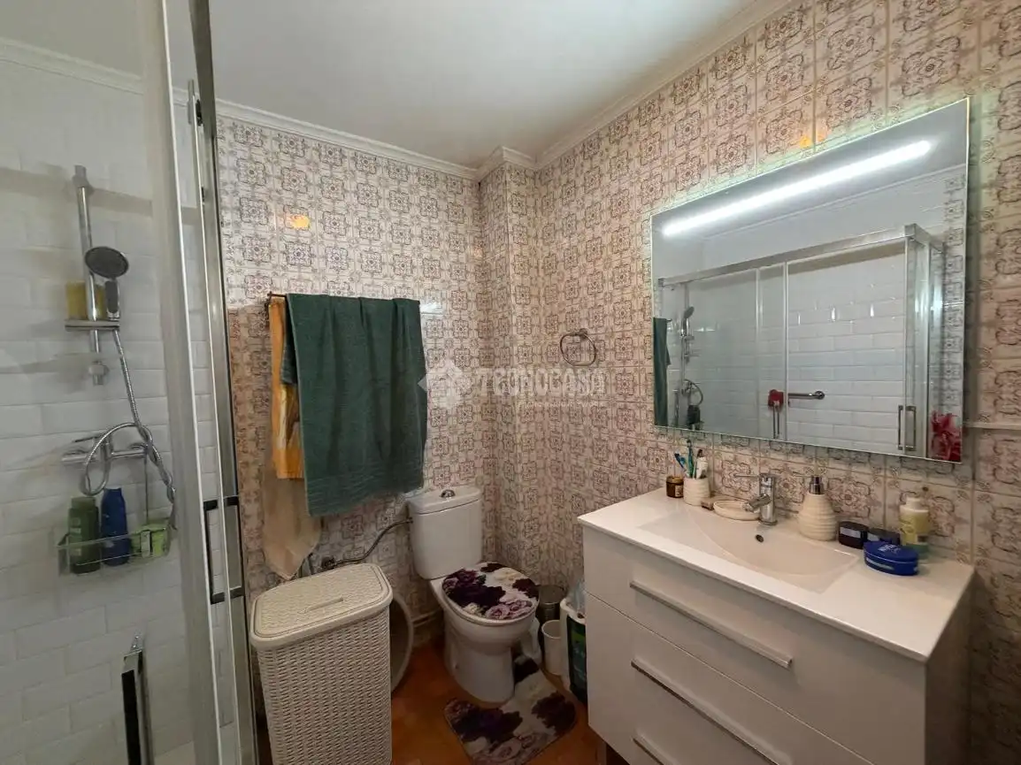 Habitación de Piso en venta en Castro-Urdiales con Amueblado y Balcón