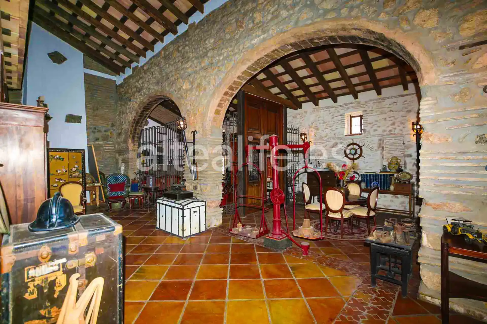 Einfamilien-Reihenhaus zum Verkauf in Gandia mit Privatgarten, Terrasse und Abstellraum
