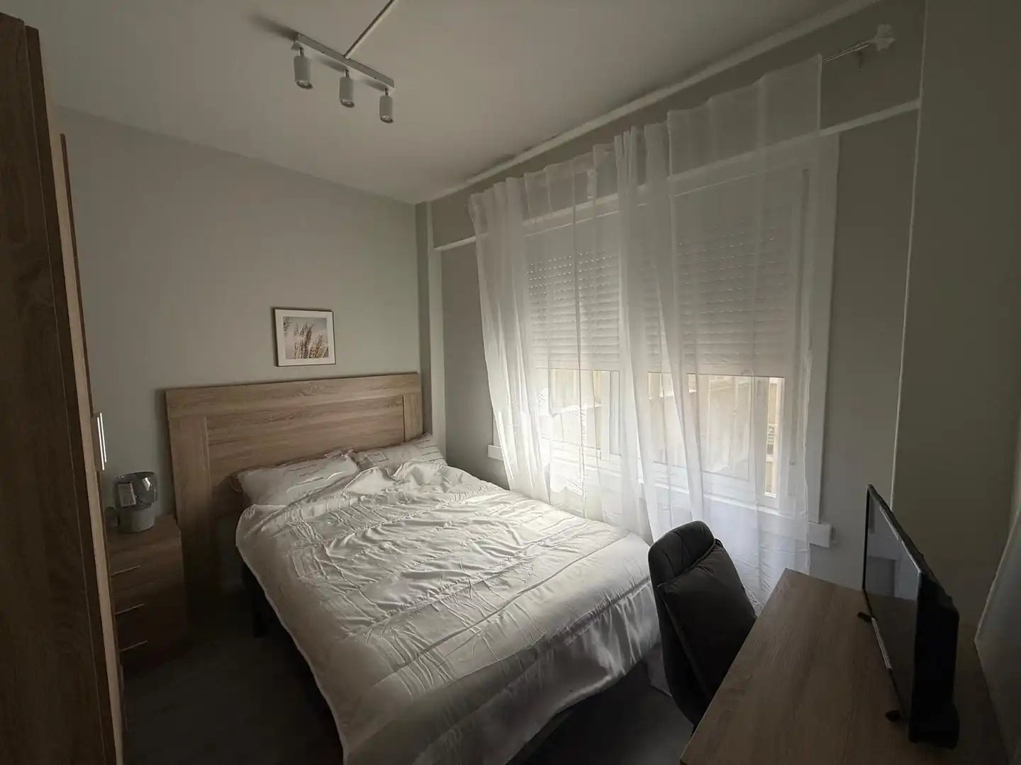 Bedroom of Flat for rent in A Coruña Capital   with Furnished, Oven and Washing machine