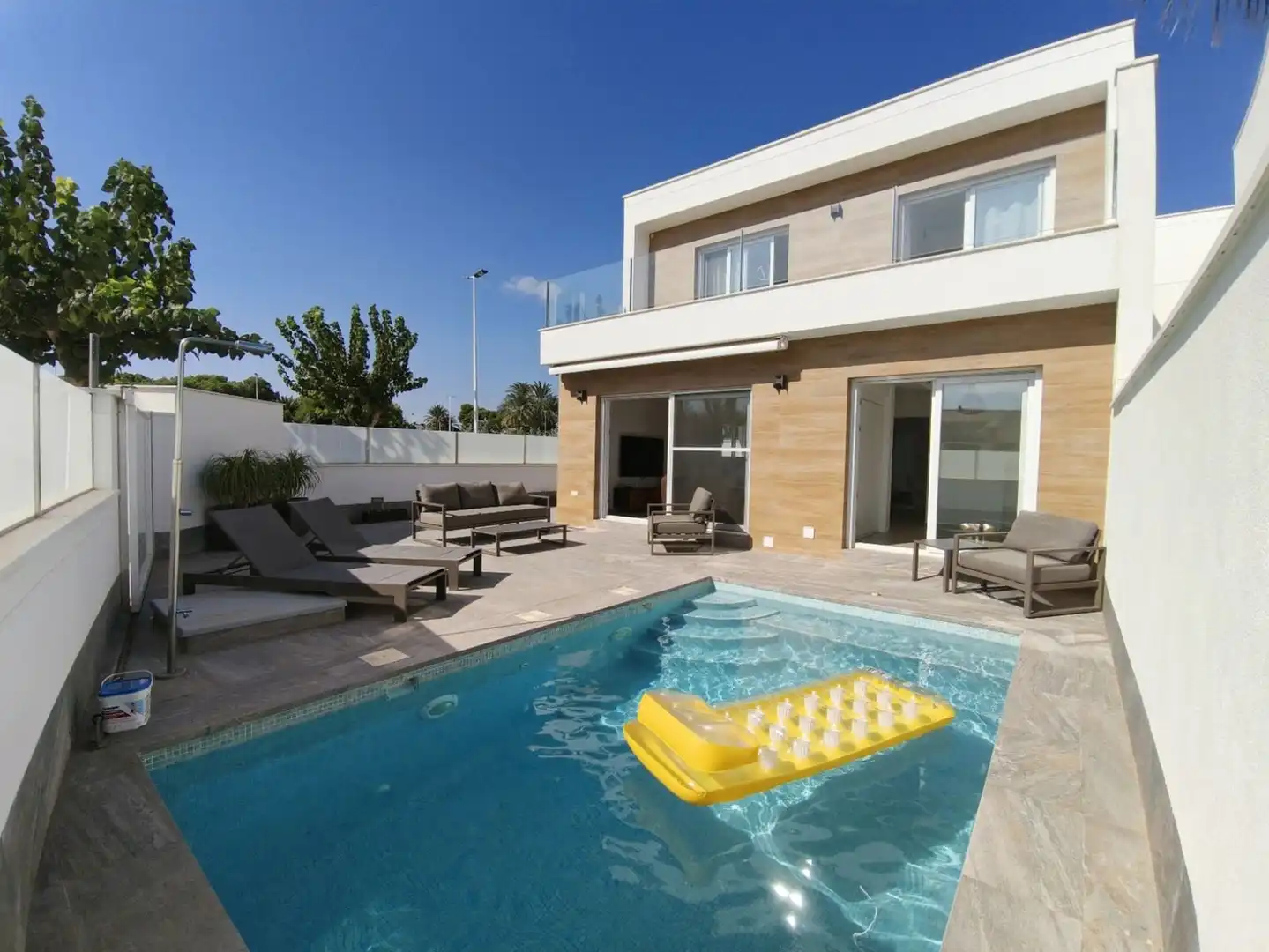 Villa con terrazza in vendita a Los Peñascos - El Salero - Los Imbernones