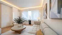 Living room of Flat for sale in  Madrid Capital  with Air Conditioner, Heating and Terrace