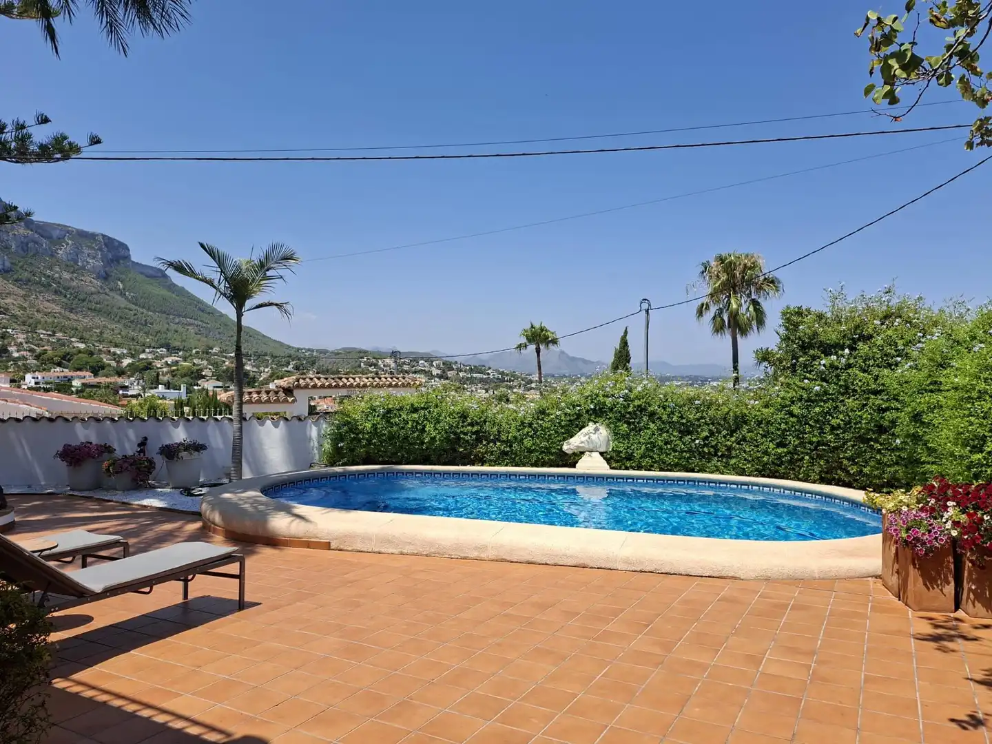 Swimming pool of Houses for sale in Dénia